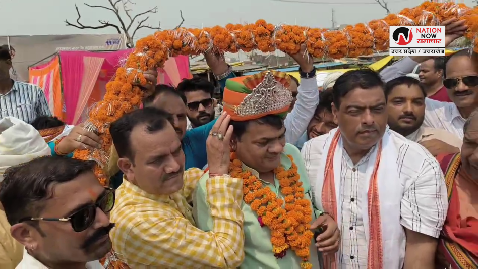 Auraiya News: औरैया में दर्जा प्राप्त राज्यमंत्री ब्रजेश शुक्ला का जोरदार स्वागत, सपा पर साधा निशाना