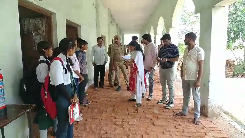 मैनपुरी में बेसिक शिक्षा विभाग की बड़ी कार्रवाई, 5 अवैध स्कूल सील