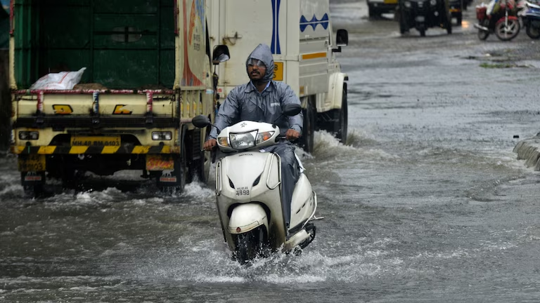 UP Weather News: मानसून लौट रहा, 26 सितंबर को बारिश की संभावना