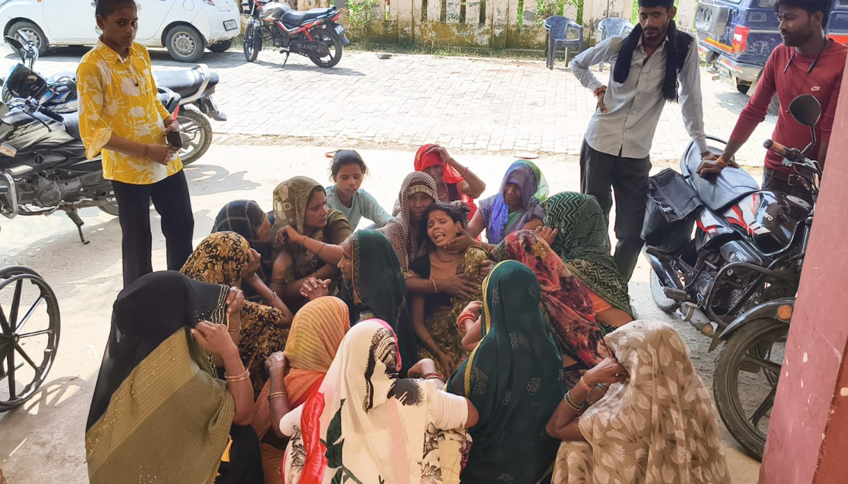Auraiya News : विषैले कीड़े के काटने से छात्र की मौत, ग्रामीणों के बीच शोक की लहर
