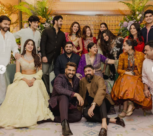 अंशुला कपूर ने रोहन ठक्कर के साथ की सगाई, दशहरा पर परिवार और दोस्तों के साथ मनाया खास पल