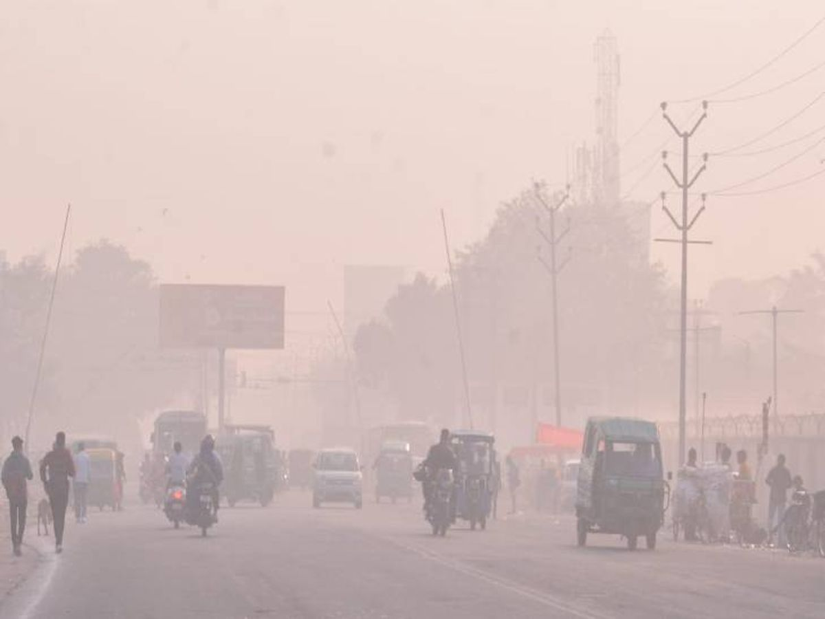 UP Weather Update: कानपुर में न्यूनतम तापमान 9 डिग्री, यूपी में Cold Wave को लेकर IMD ने जारी किया अलर्ट