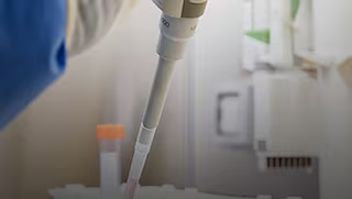 150 साल तक बढ़ सकती है इंसान की उम्र! चीन के वैज्ञानिक बना रहे चमत्कारी एंटी-एजिंग गोली