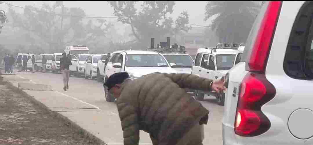 मुख्यमंत्री नीतीश कुमार के काफिले की गाड़ी ने DSP को पीछे से मारी टक्कर