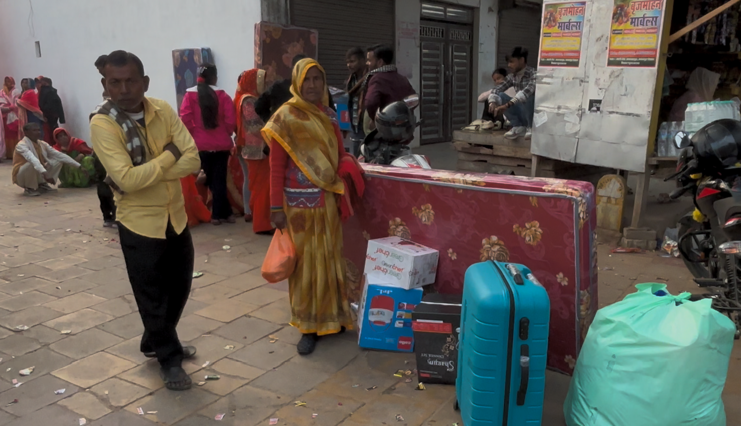 मुख्यमंत्री सामूहिक विवाह योजना: अकबरपुर के शांति उपवन में 86 जोड़ों ने लिए सात फेरे, सामाजिक समरसता का दिखा भव्य उदाहरण