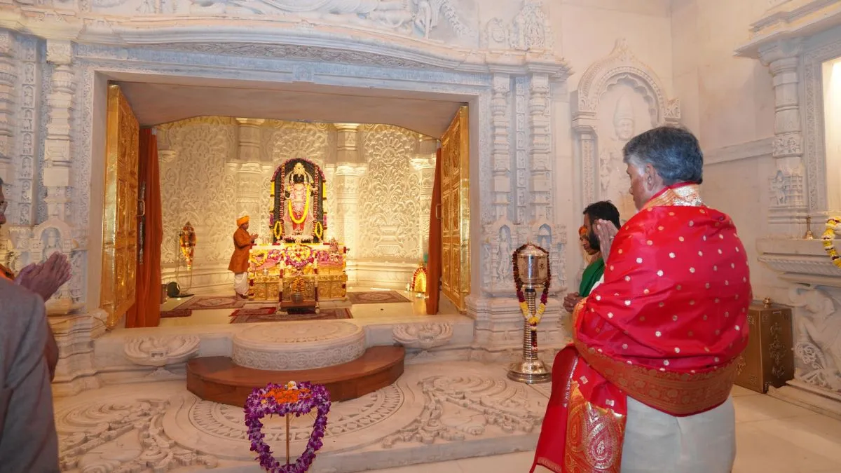 आंध्र प्रदेश के सीएम चंद्रबाबू नायडू ने अयोध्या में किया रामलला का दर्शन, रामराज्य के महत्व पर दिया जोर
