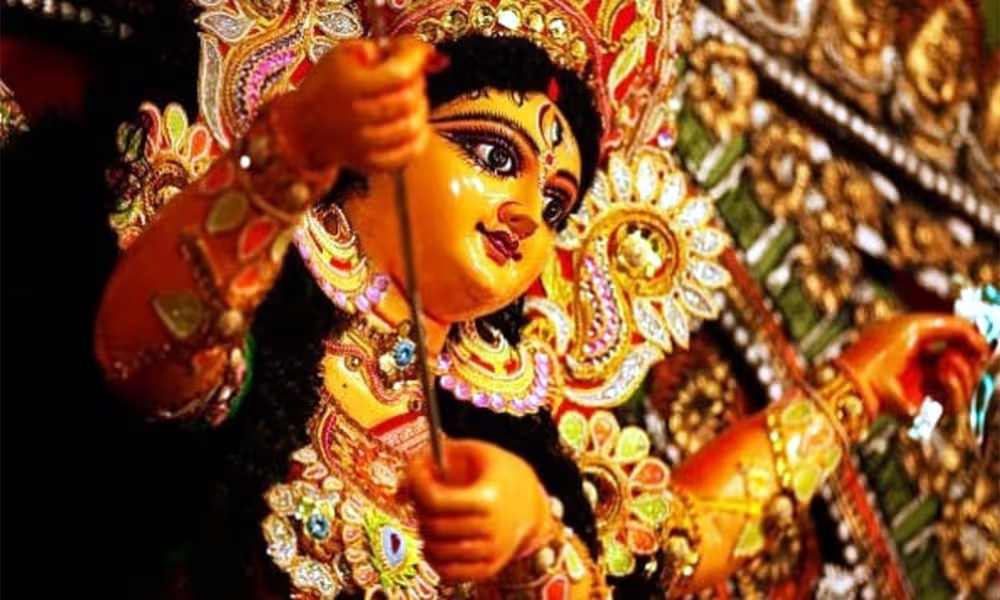 इस बार नवरात्र में अष्टमी-नवमी एक साथ, जानें पारण कब और कौन से 3 शुभ मुहूर्त