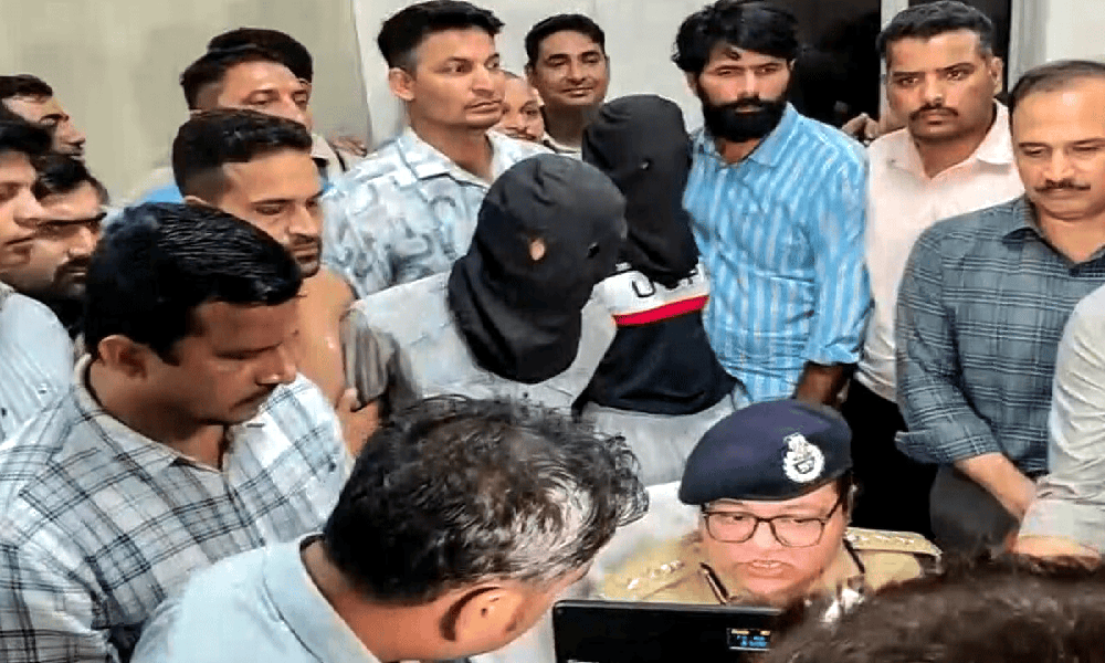 ‘सिर्फ 15 मिनट में दबोचा’, टाइगर श्रॉफ पर फायरिंग करने वाले शूटर ऐसे पकड़े गए